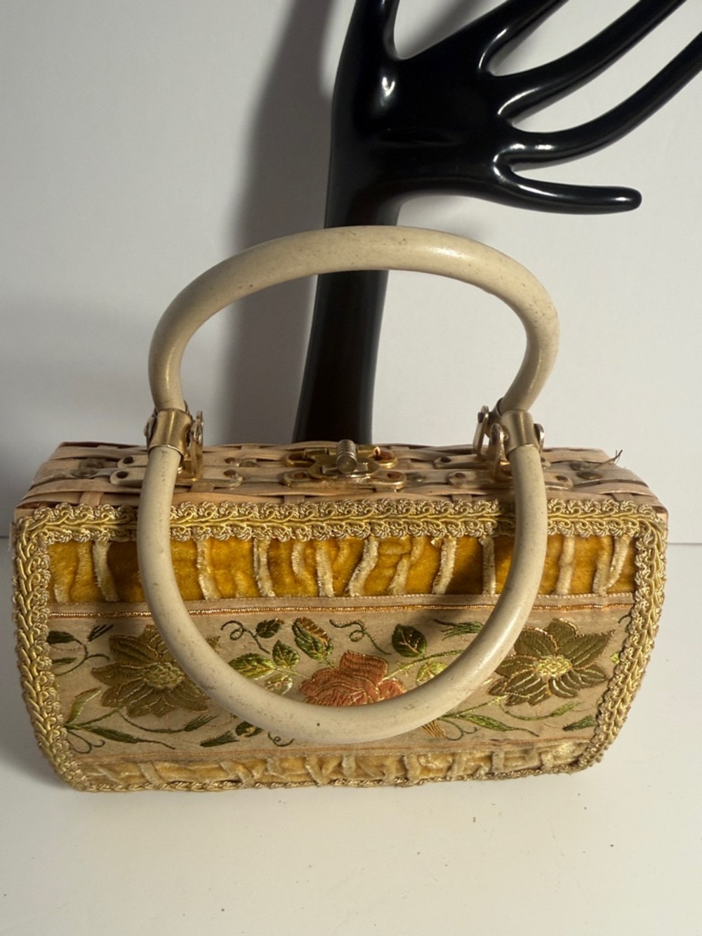 Vintage wicker purse with floral
Panel